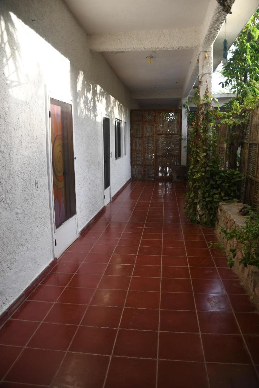 La Playita Hostal San José del Cabo Екстериор снимка
