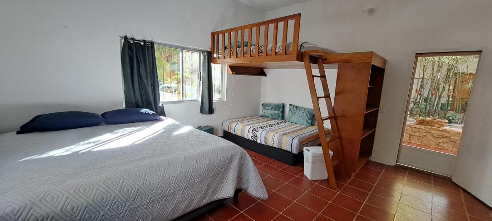 La Playita Hostal San José del Cabo Екстериор снимка